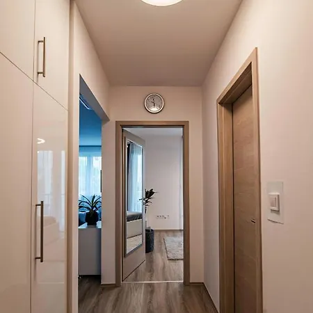 Alba - Parking, Balcony Székesfehérvár