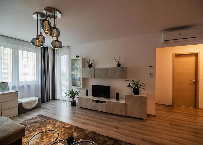 Apartment, Private Parking And Balcony